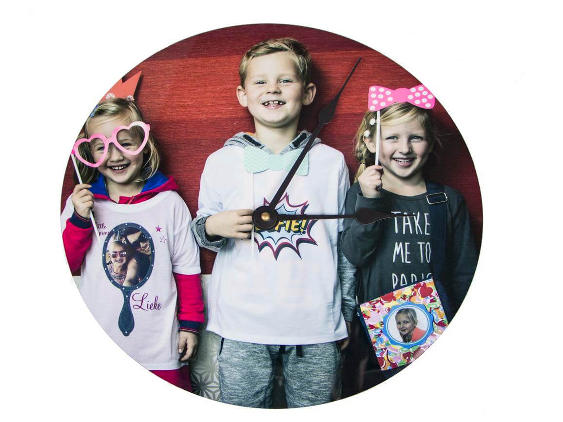 Unisub Wall Clock with Kit - Round 3 Kids